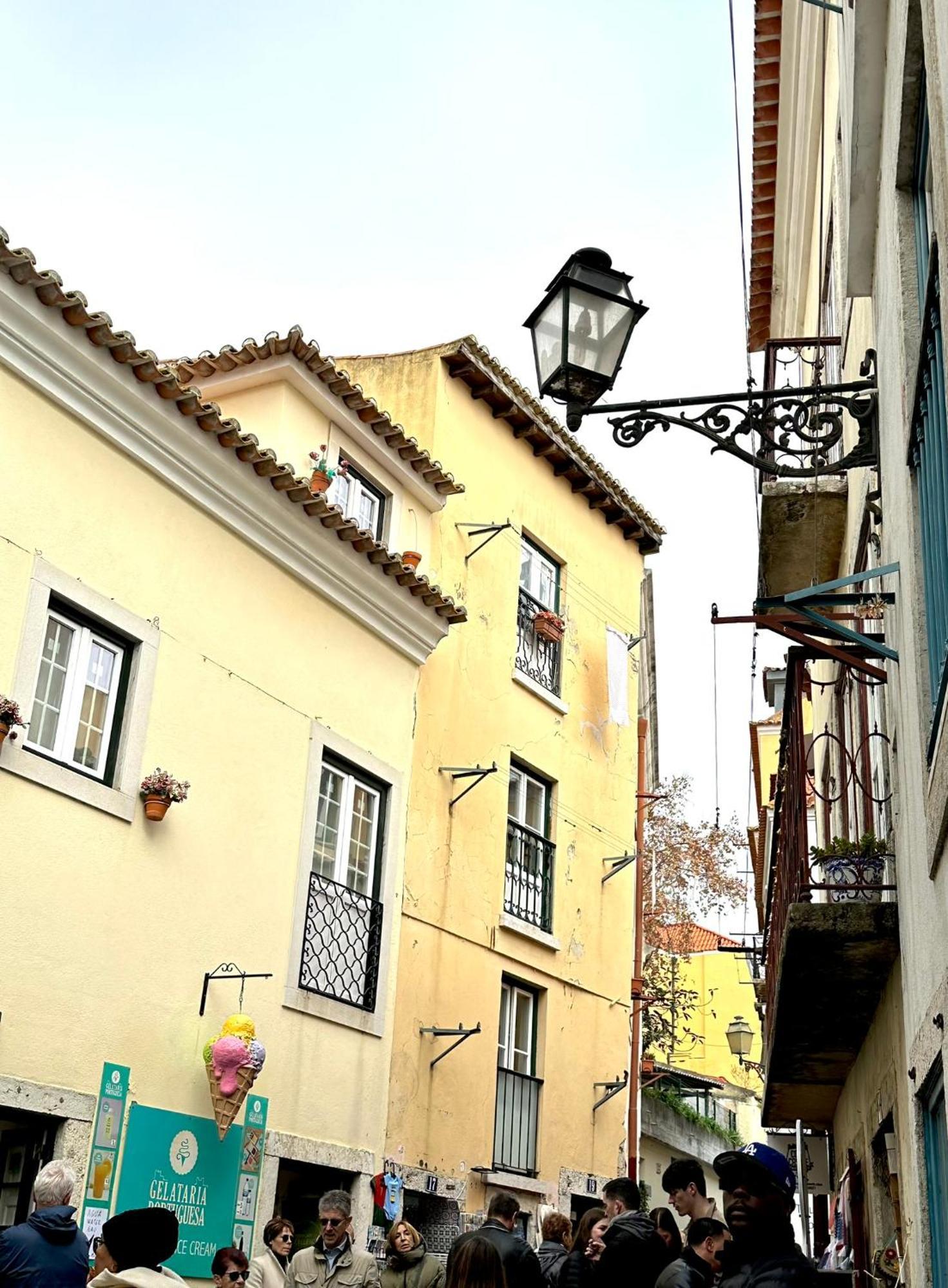 Castle Cozy Apartment Lisbon Exterior photo